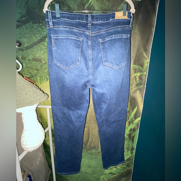 Paige Denim Jeans - Picture 3 of 4
